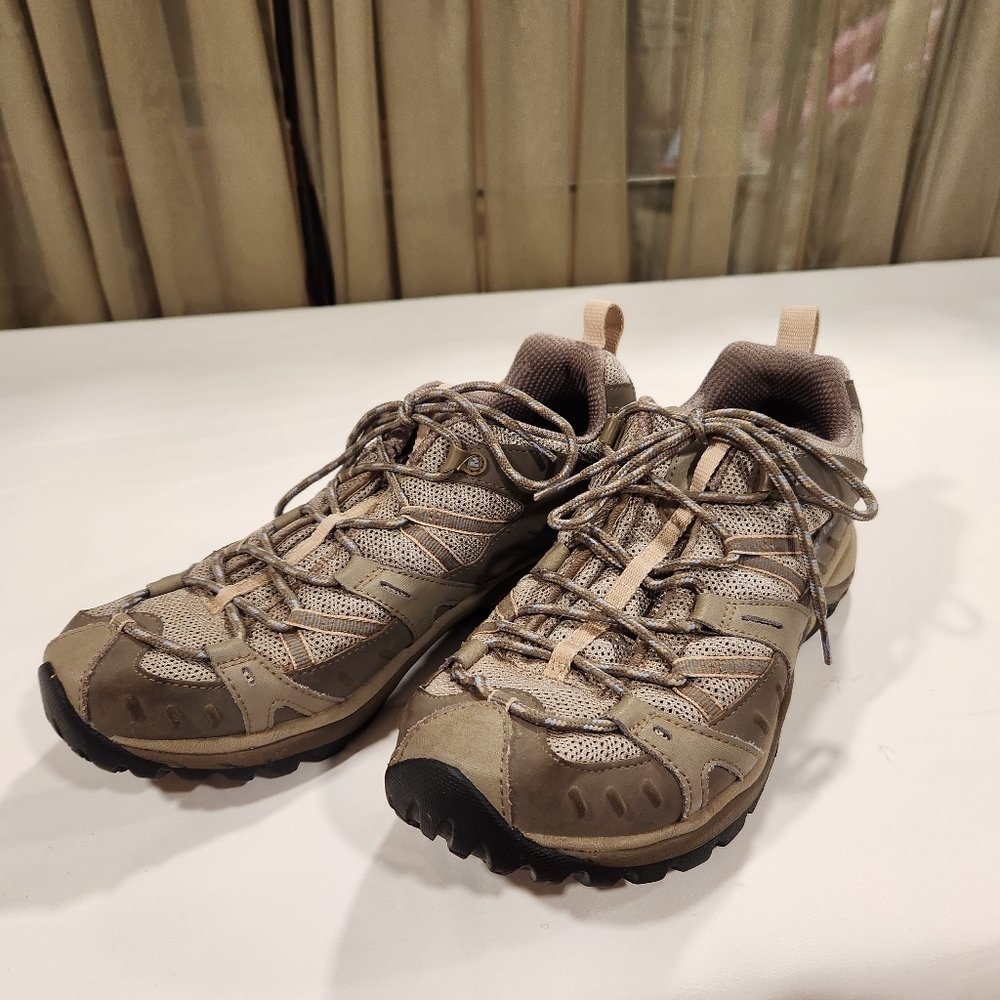 Merrell Hiking Shoes (women's size 11)